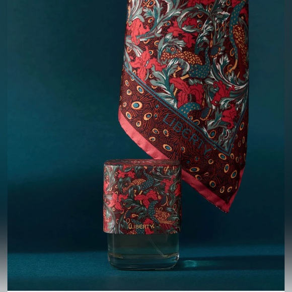 Liberty London - zephirine Foulard scarf